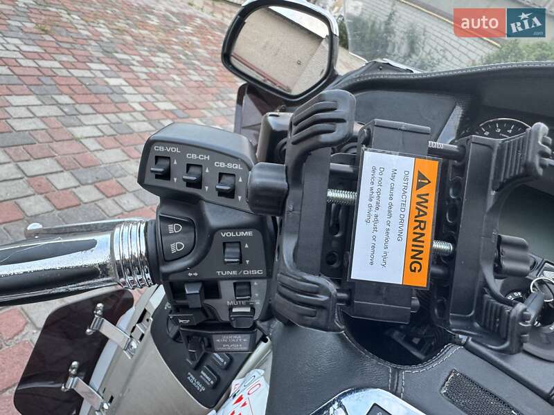 Мотоцикл Круизер Honda GL 1800 Gold Wing 2008 в Днепре фото 10 Мотоцикл Круизер Honda GL 1800 Gold Wing 2008 в Днепре