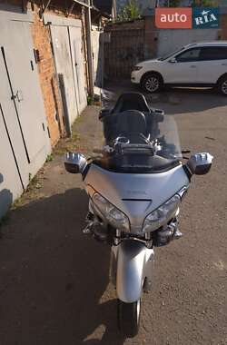 Мотоцикл Туризм Honda GL 1800 Gold Wing 2006 в 