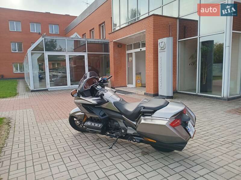 Мотоцикл Туризм Honda GL 1800 Gold Wing 2020 в Киеве фото 15 Мотоцикл Туризм Honda GL 1800 Gold Wing 2020 в Киеве