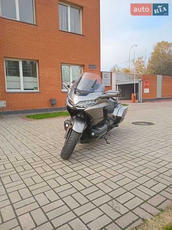 Мотоцикл Туризм Honda GL 1800 Gold Wing 2020 в Киеве фото 29 Мотоцикл Туризм Honda GL 1800 Gold Wing 2020 в Киеве