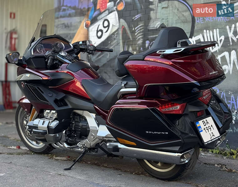 Мотоцикл Туризм Honda GL 1800 Gold Wing 2018 в Киеве фото 3 Мотоцикл Туризм Honda GL 1800 Gold Wing 2018 в Киеве