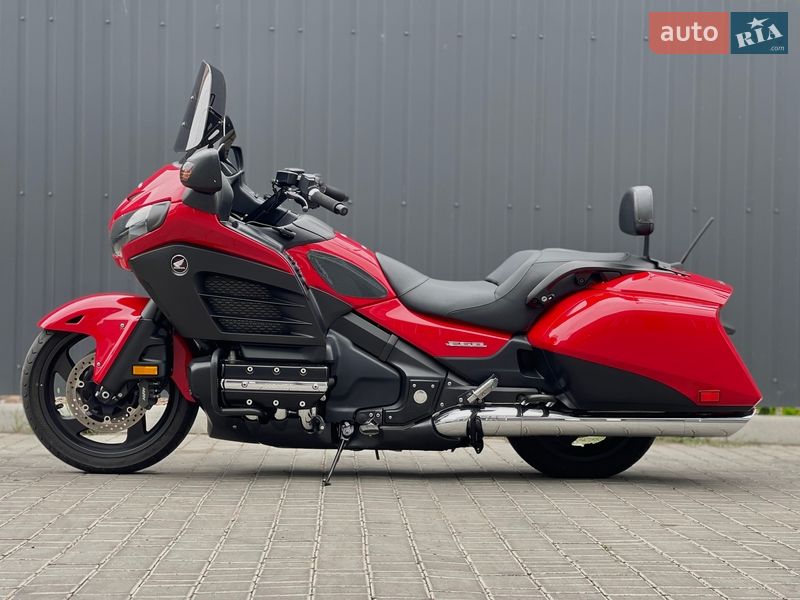 Honda GL 1800 Gold Wing 2012 Honda GL 1800 Gold Wing 2012