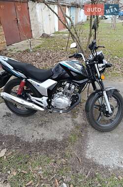 Мотоцикл Классик Honda GLR 125 2012 в 