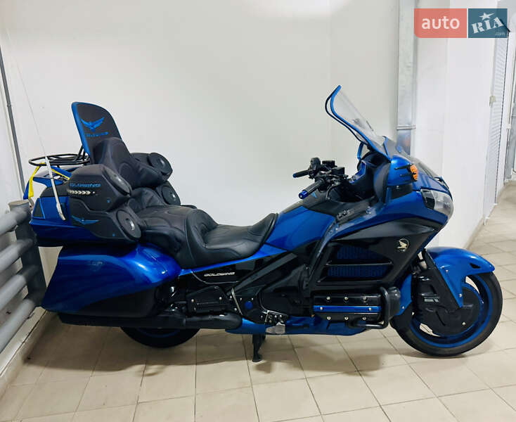 Мотоцикл Туризм Honda Gold Wing GL 1800 2012 в Одессе
