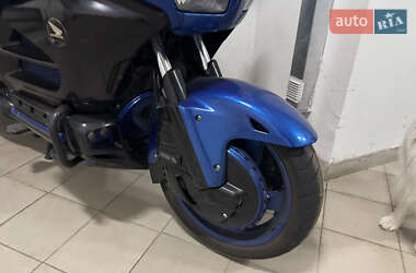 Мотоцикл Туризм Honda Gold Wing GL 1800 2012 в 