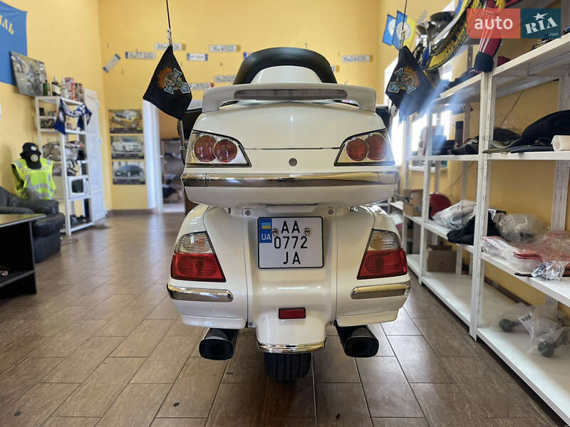 Мотоцикл Круізер Honda Gold Wing GL 1800 2008 в Києві