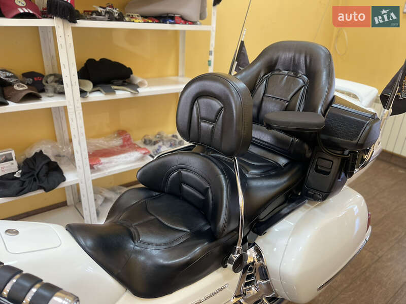 Мотоцикл Круізер Honda Gold Wing GL 1800 2008 в Києві