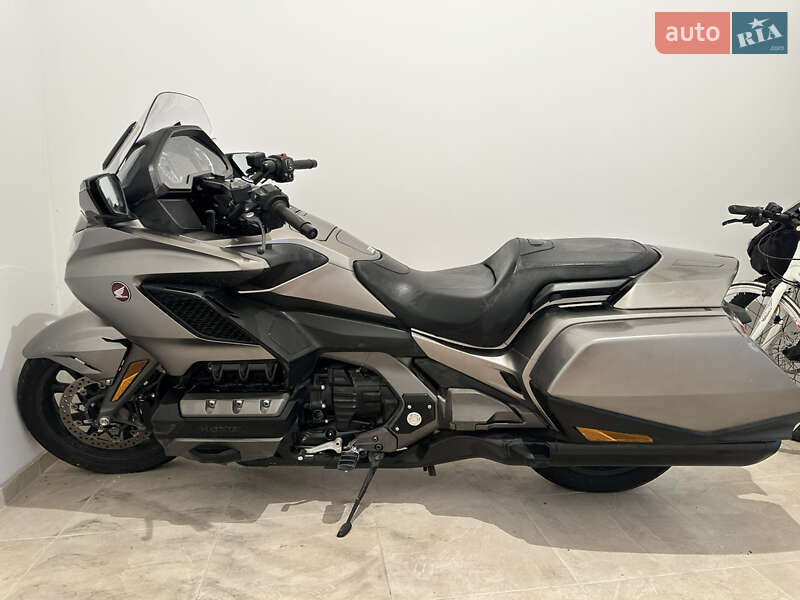 Honda Gold Wing GL 1800 2018 Honda Gold Wing GL 1800 2018