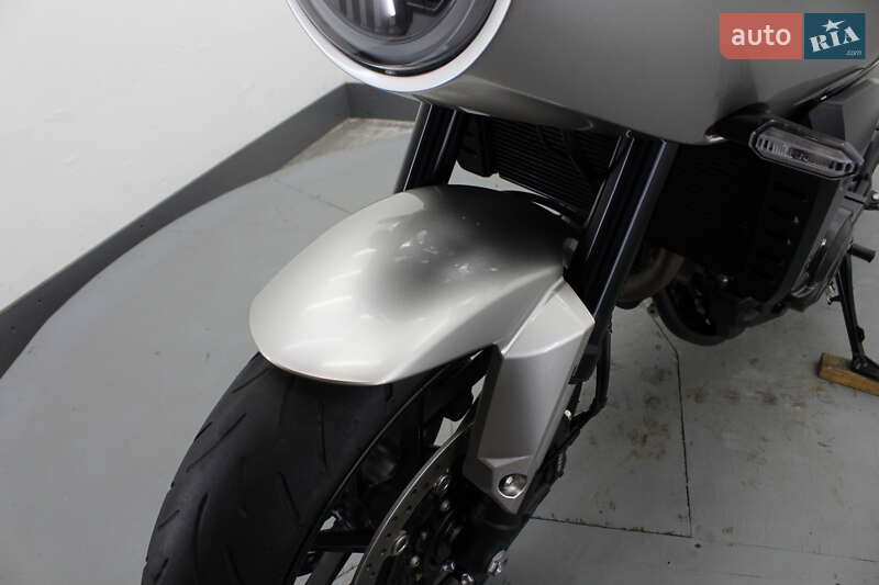 Кафе рейсер Honda Hawk 11 2023 в Гнивани