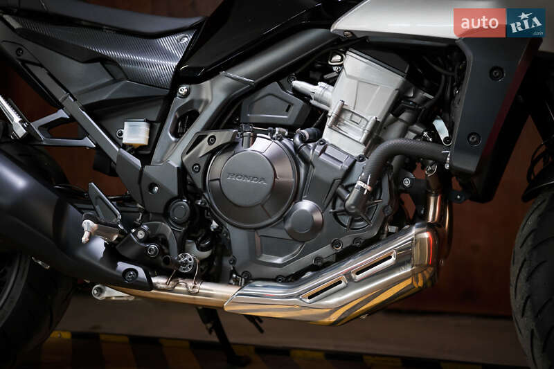 Кафе рейсер Honda Hawk 11 2023 в Днепре фото 10 Кафе рейсер Honda Hawk 11 2023 в Днепре