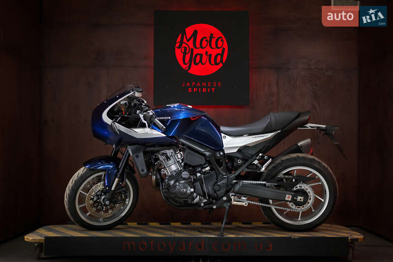 Honda Hawk 11 2023