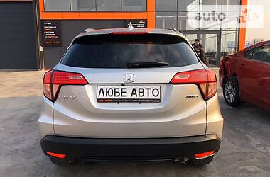Позашляховик / Кросовер Honda HR-V 2016 в 