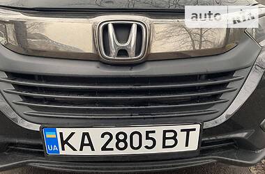 Внедорожник / Кроссовер Honda HR-V 2019 в Киеве