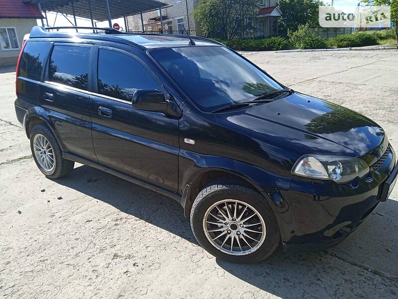 Внедорожник / Кроссовер Honda HR-V 2005 в Сокирянах