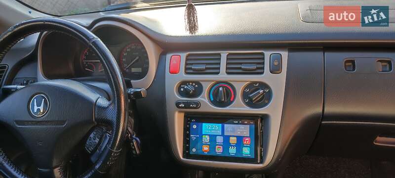 Внедорожник / Кроссовер Honda HR-V 2005 в Межгорье