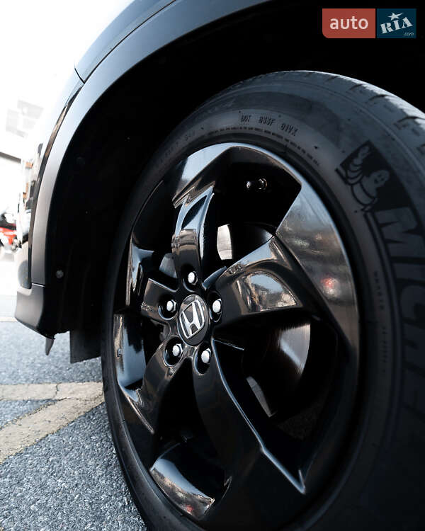 Позашляховик / Кросовер Honda HR-V 2018 в Олександрії