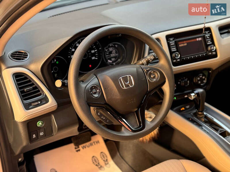 Внедорожник / Кроссовер Honda HR-V 2016 в Ужгороде