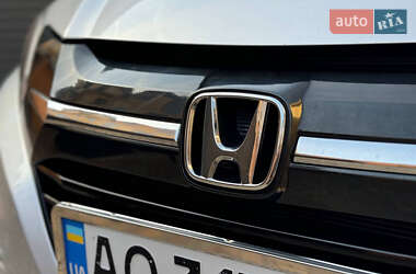 Внедорожник / Кроссовер Honda HR-V 2016 в Ужгороде