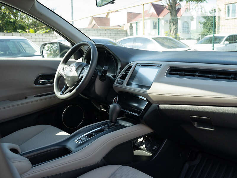 Внедорожник / Кроссовер Honda HR-V 2016 в Одессе