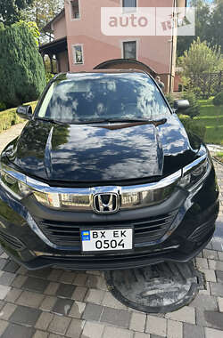 Внедорожник / Кроссовер Honda HR-V 2019 в Староконстантинове