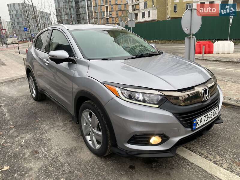 Внедорожник / Кроссовер Honda HR-V 2019 в Киеве