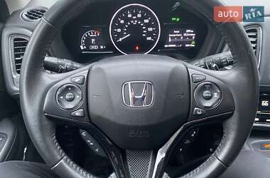 Внедорожник / Кроссовер Honda HR-V 2019 в Киеве