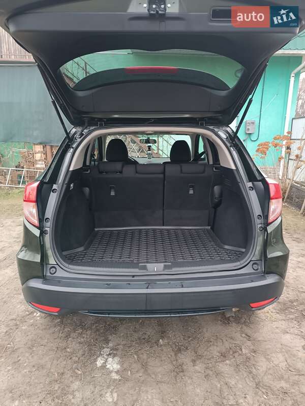 Внедорожник / Кроссовер Honda HR-V 2018 в Сумах