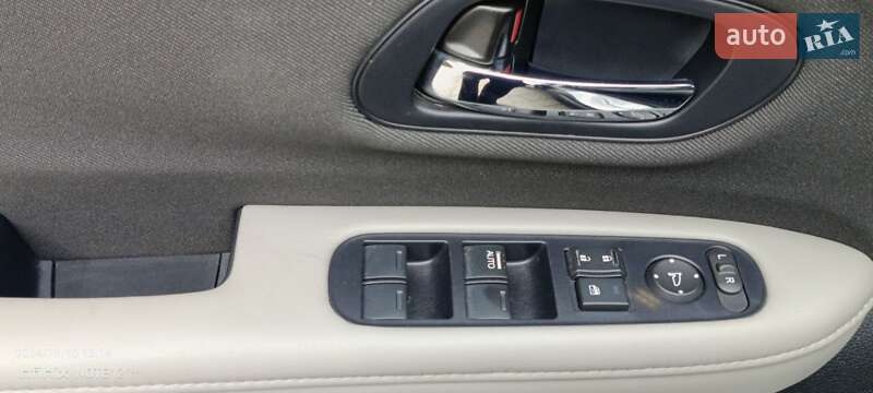 Внедорожник / Кроссовер Honda HR-V 2019 в Городке