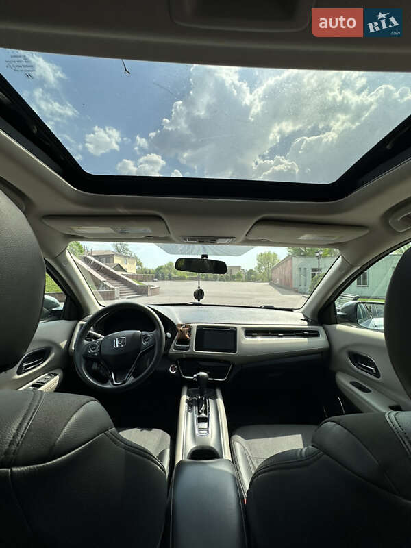 Позашляховик / Кросовер Honda HR-V 2017 в Дніпрі фото 35 Позашляховик / Кросовер Honda HR-V 2017 в Дніпрі