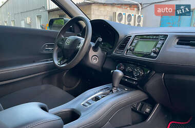 Внедорожник / Кроссовер Honda HR-V 2018 в 
