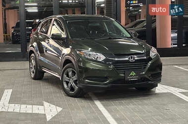 Внедорожник / Кроссовер Honda HR-V 2018 в 