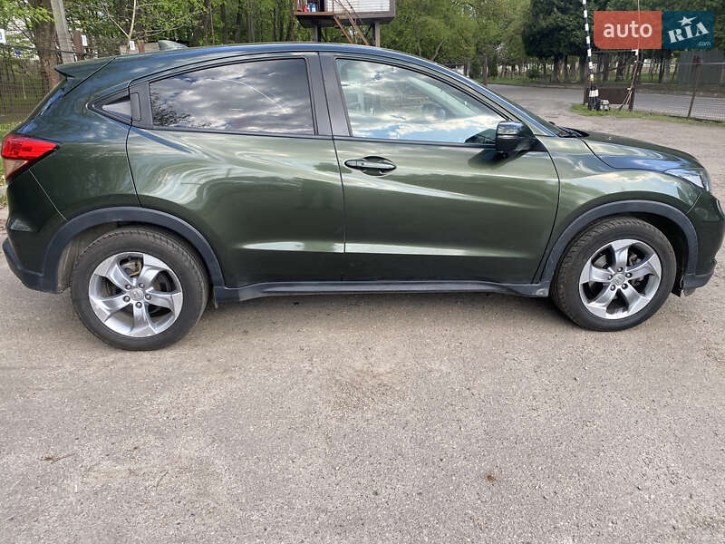 Позашляховик / Кросовер Honda HR-V 2017 в Львові