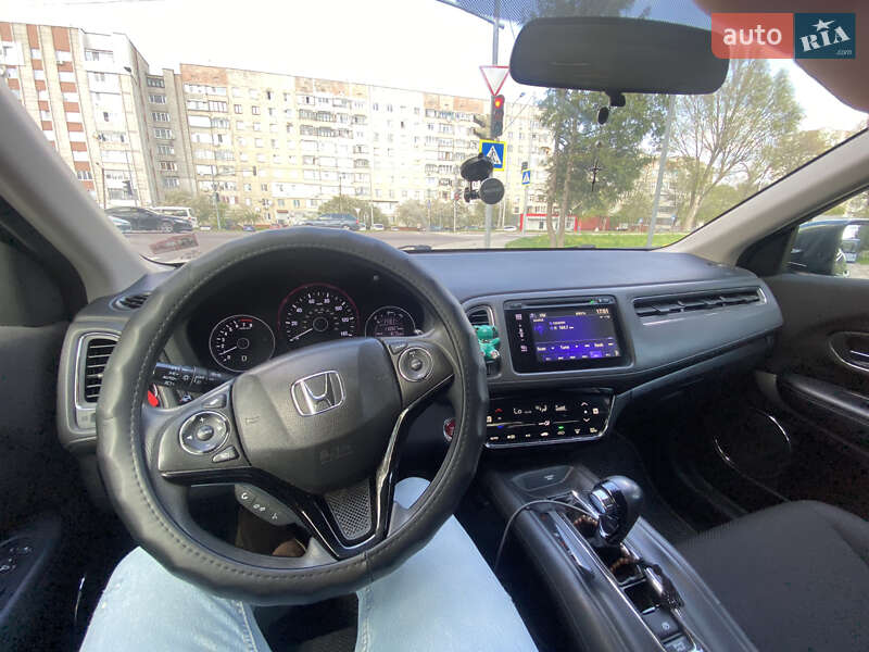 Позашляховик / Кросовер Honda HR-V 2017 в Львові