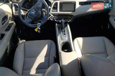 Позашляховик / Кросовер Honda HR-V 2017 в 