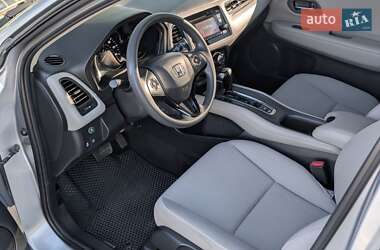Внедорожник / Кроссовер Honda HR-V 2018 в 