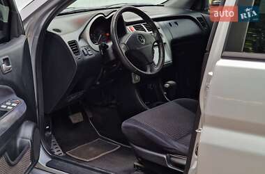 Позашляховик / Кросовер Honda HR-V 2005 в 