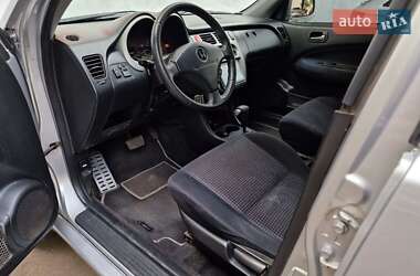 Позашляховик / Кросовер Honda HR-V 2005 в 