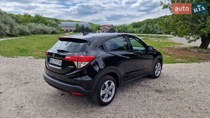 Позашляховик / Кросовер Honda HR-V 2019 в Дніпрі