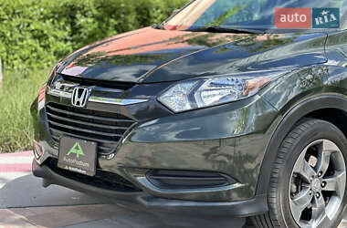 Позашляховик / Кросовер Honda HR-V 2018 в 