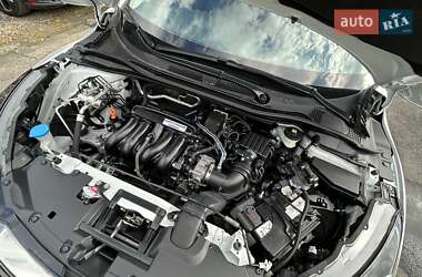 Позашляховик / Кросовер Honda HR-V 2019 в 