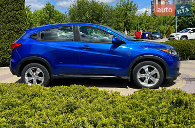 Позашляховик / Кросовер Honda HR-V 2018 в 