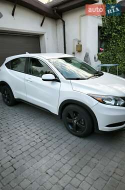 Позашляховик / Кросовер Honda HR-V 2018 в 