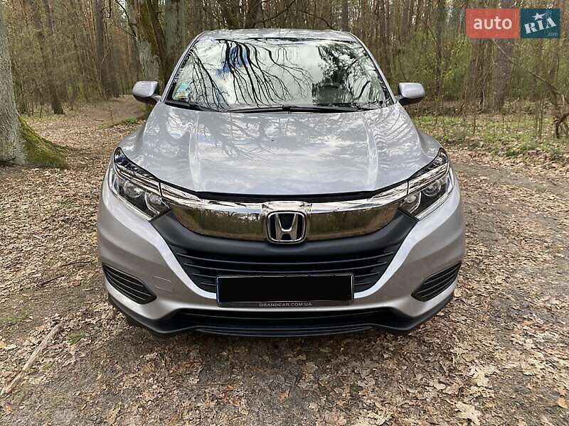 Внедорожник / Кроссовер Honda HR-V 2019 в Киеве