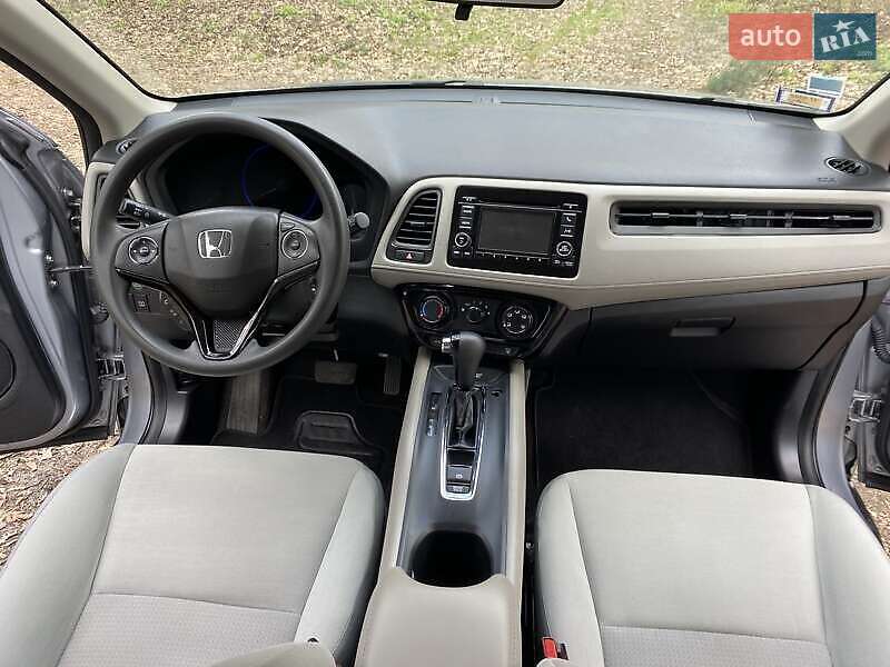 Внедорожник / Кроссовер Honda HR-V 2019 в Киеве
