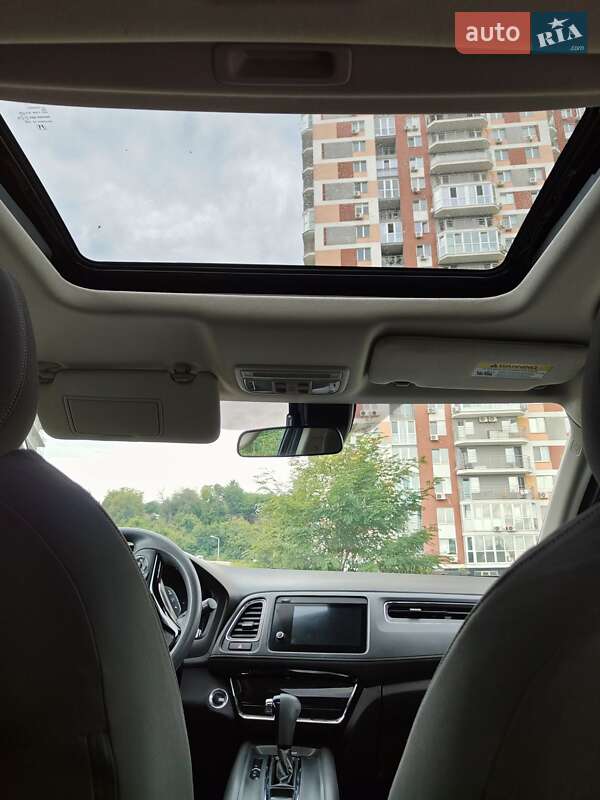 Внедорожник / Кроссовер Honda HR-V 2019 в Киеве