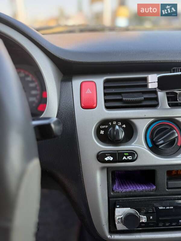 Внедорожник / Кроссовер Honda HR-V 2003 в Коблеве