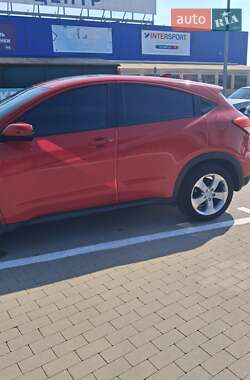 Внедорожник / Кроссовер Honda HR-V 2015 в 