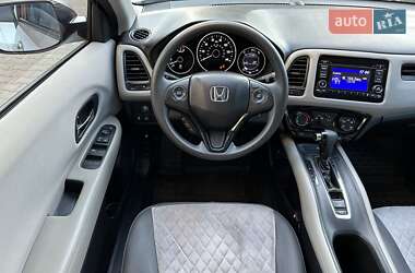 Внедорожник / Кроссовер Honda HR-V 2016 в 