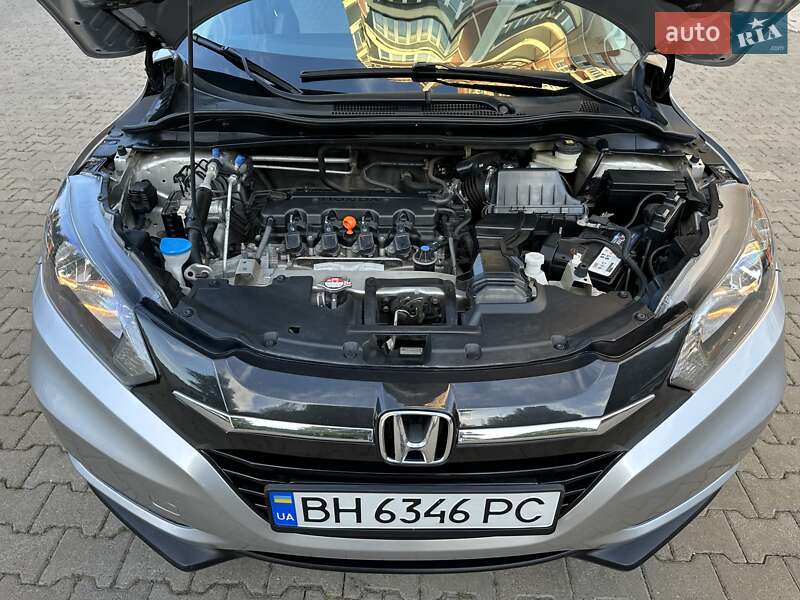 Внедорожник / Кроссовер Honda HR-V 2016 в Одессе
