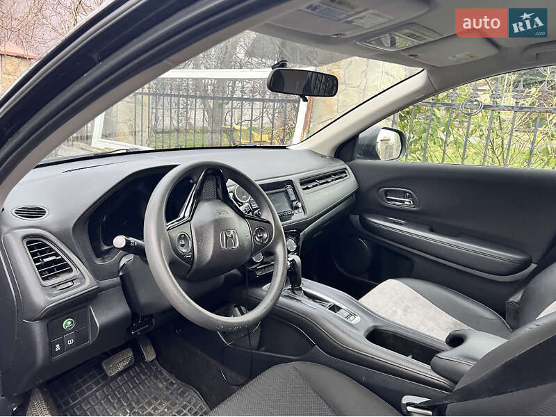 Позашляховик / Кросовер Honda HR-V 2017 в Львові